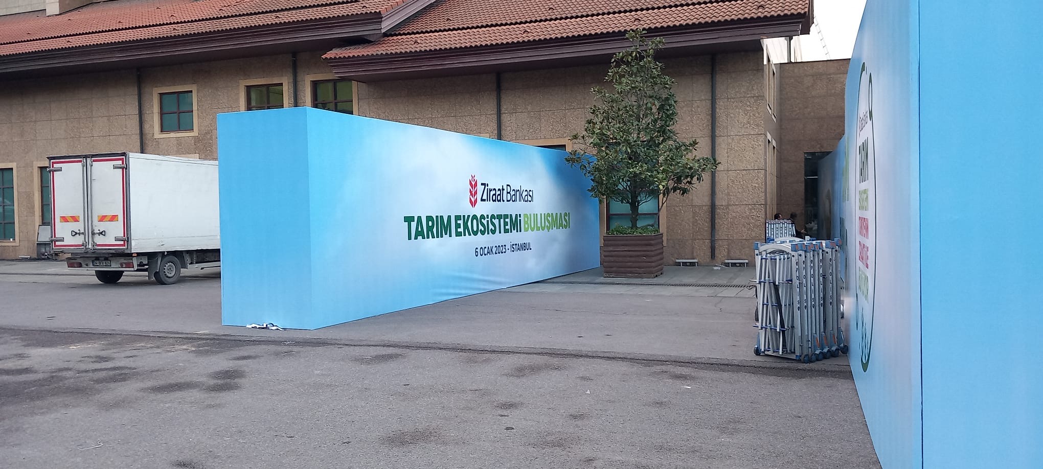 71733fd9-1036-42a1-9d02-41be61b5438e