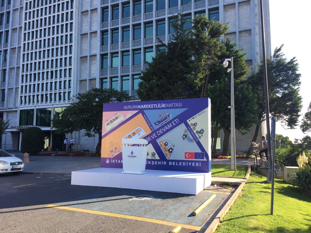 e82ab414-2705-4cab-b9b1-40eeb425395c